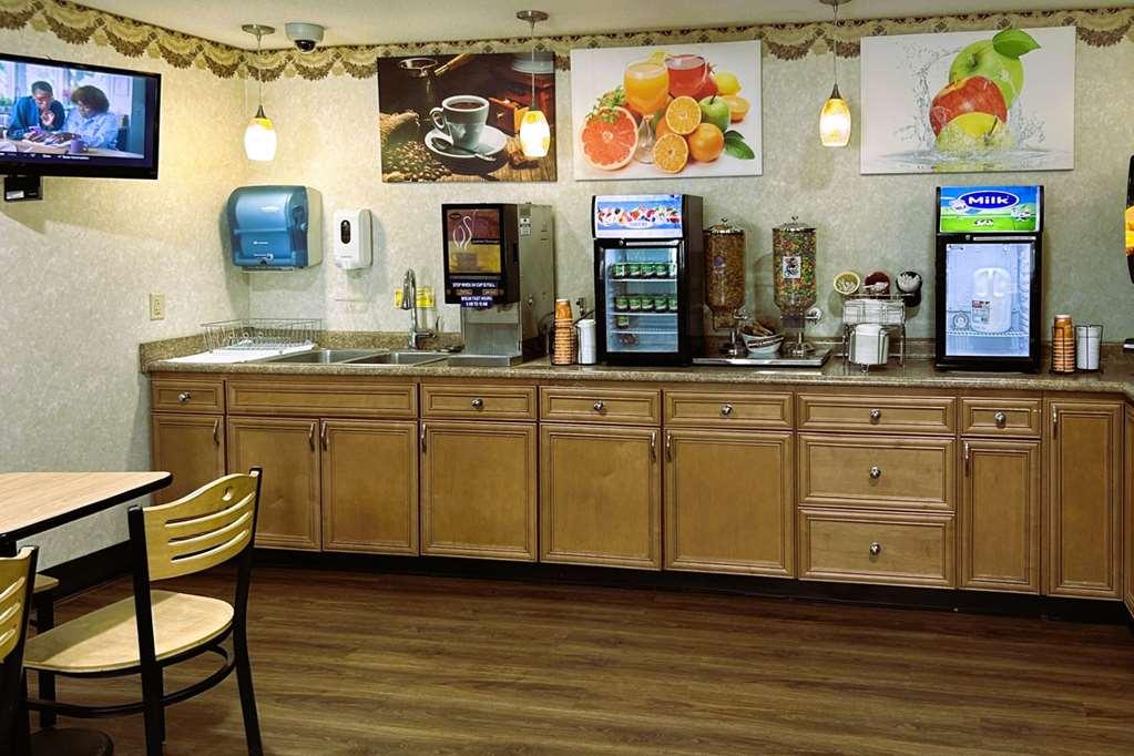 Econo Lodge Grand Forks Restaurant foto