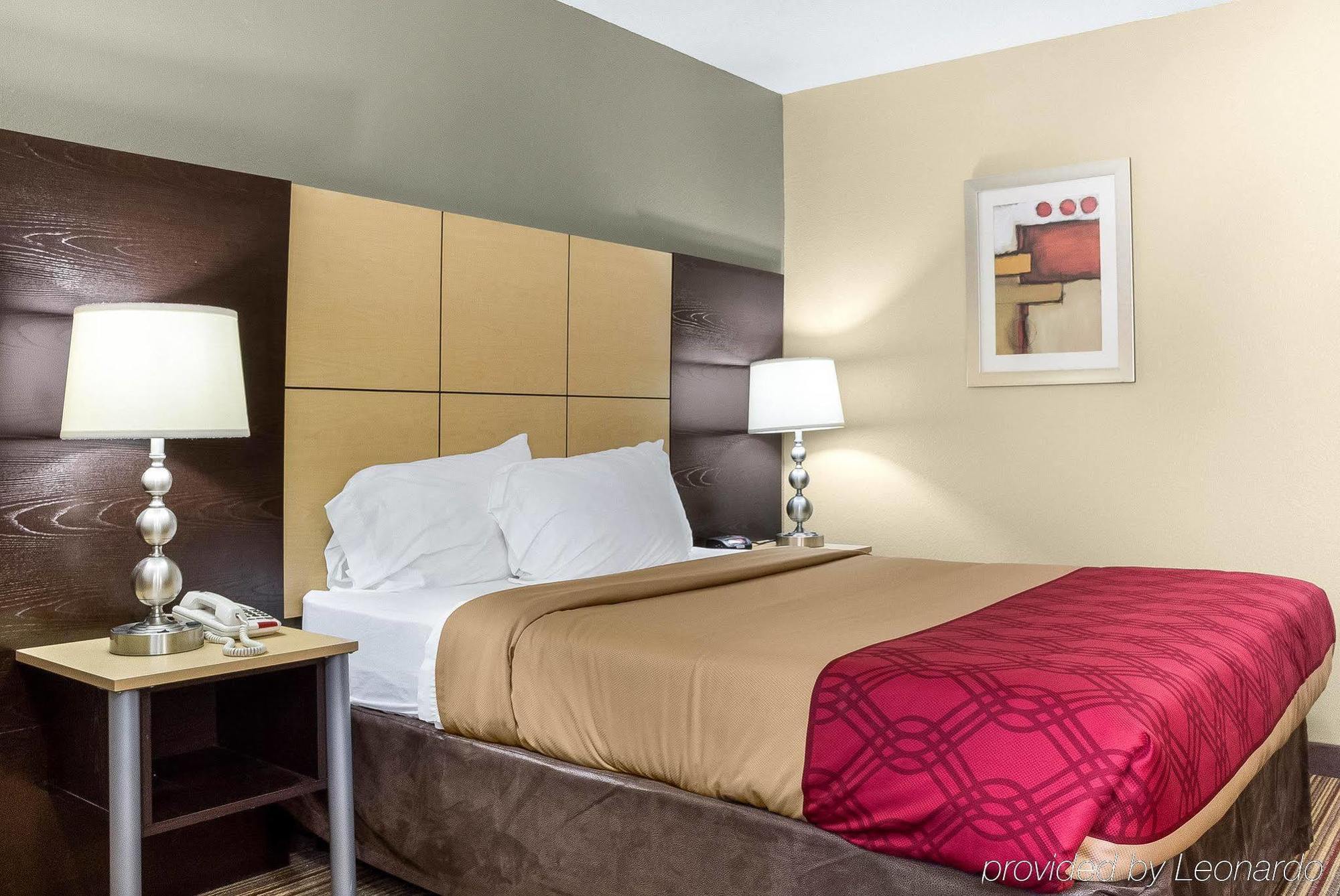 Econo Lodge Grand Forks Buitenkant foto